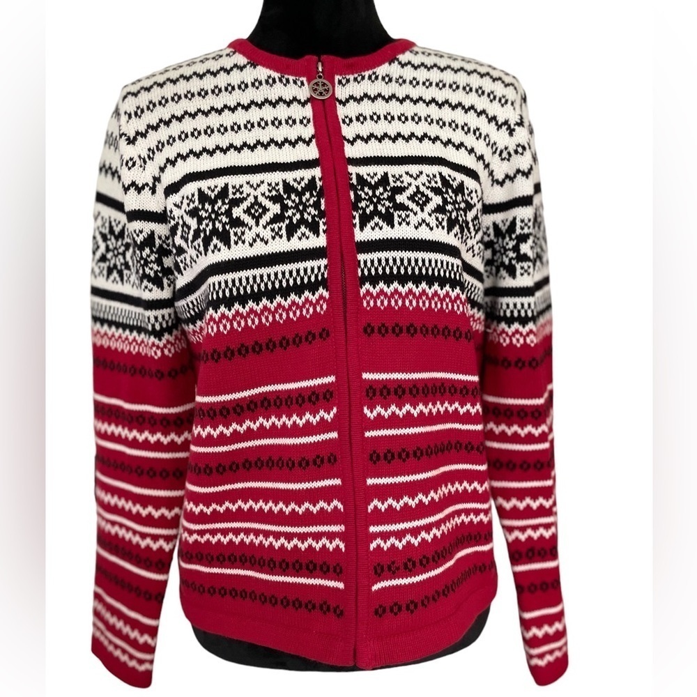 Vintage, Villager Sport Petite/Liz Claiborne, Snowflake Zip Up Cardigan, Size PM - Picture 1 of 7